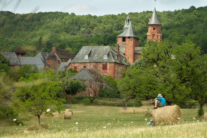 Guided Tour of Collonges La Rouge - Participant Capacity