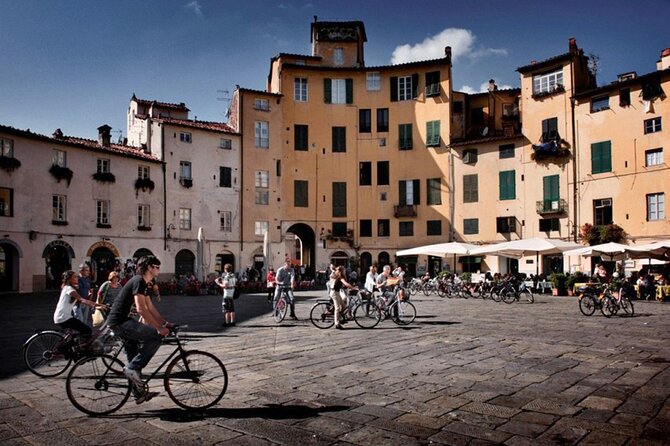 Guided Tour of Lucca by E-Bike or City Bike - Meeting and End Points