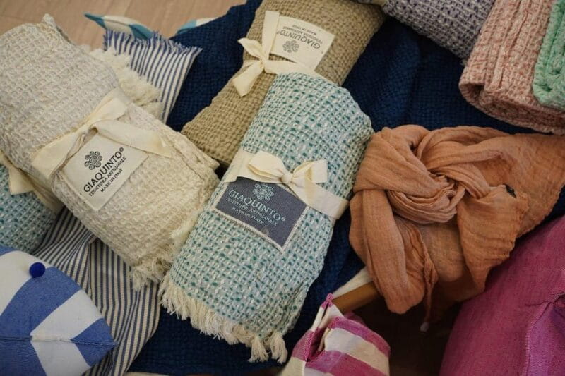 Guided tour of our textile laboratory and practical test - Who Will Love This Experience?