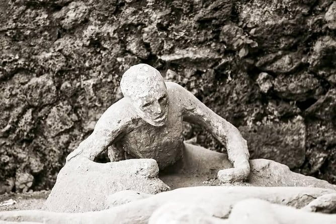 guided tour of the archaeological excavations of Pompeii - Key Points / Takeaways