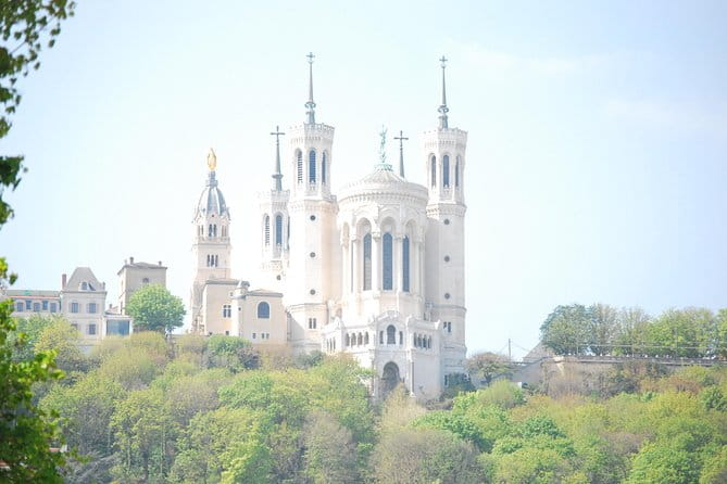 Guided tour of the Basilica of Fourvière and Gallo-Roman site of Lyon - Price and Logistics: Is It Good Value?