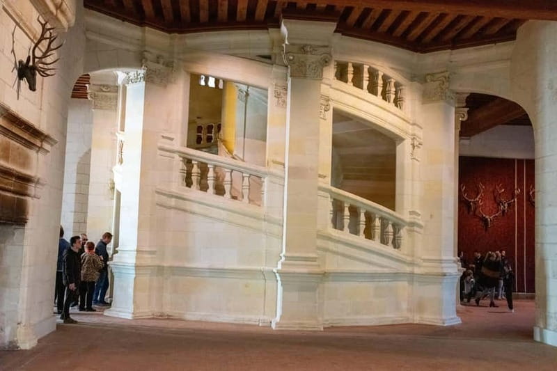 Guided tour of the Château de Chambord - Discovering Château de Chambord: An Authentic French Experience