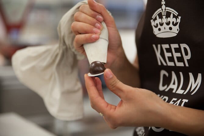 Guided Tour of the Chocolate Factory: Tasting Included - FAQs