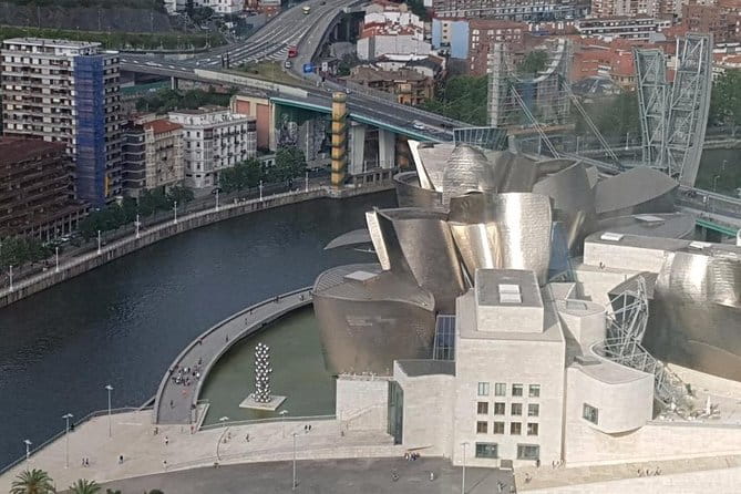 Guided tour of the Guggenheim Museum Bilbao in Spanish - Final Thoughts on Value and Experience