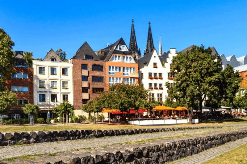Guided tour of the historic center of Colonia - Why the Cologne Cathedral Is a Must-See