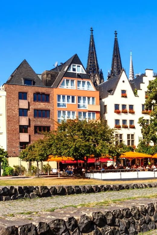 Guided tour of the historic center of Colonia - Price and Value Analysis