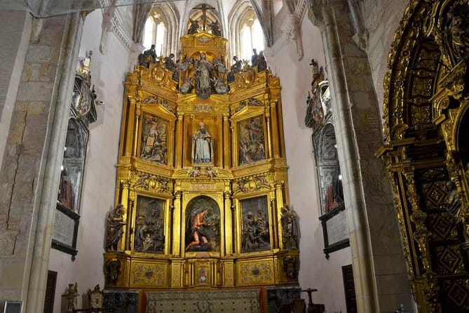 Guided tour of the Monastery of San Isidoro del Campo - Exploring the Monastery of San Isidoro del Campo: A Detailed Review