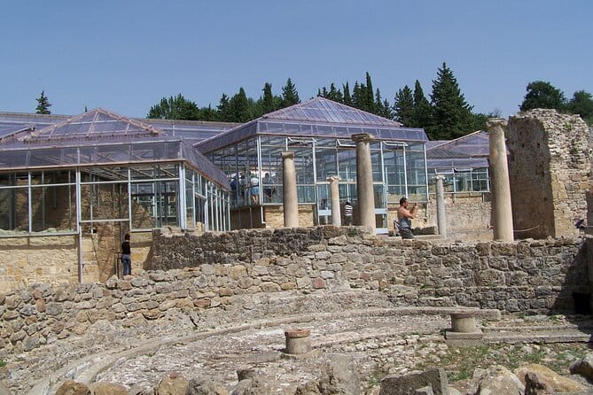 Guided tour of Villa Romana del Casale with skip the line - Exploring the Guest Apartments and Private Spaces