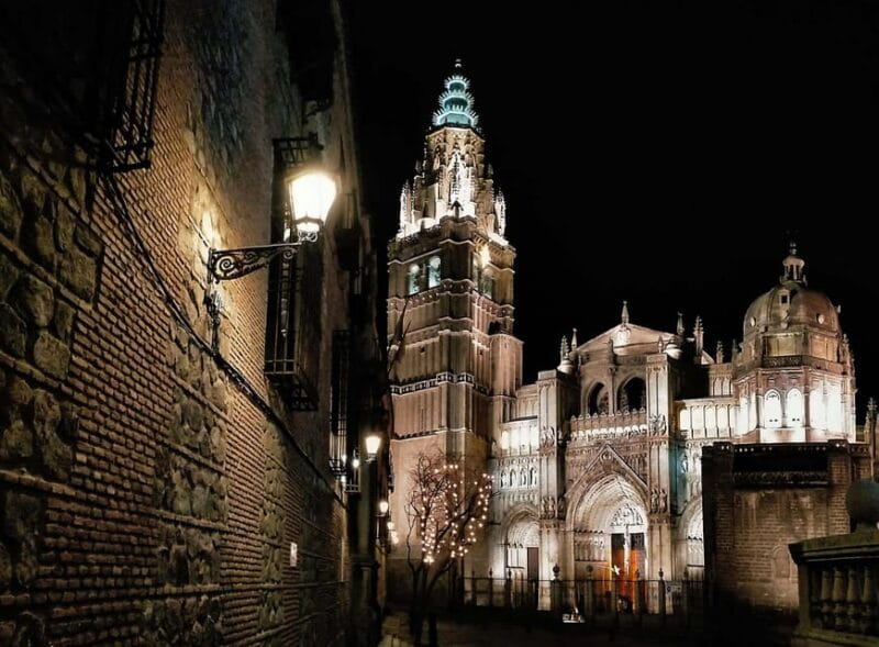 Guided visit through Imperial Toledo - Exploring Toledo by Night: An Authentic, Cultural Walk