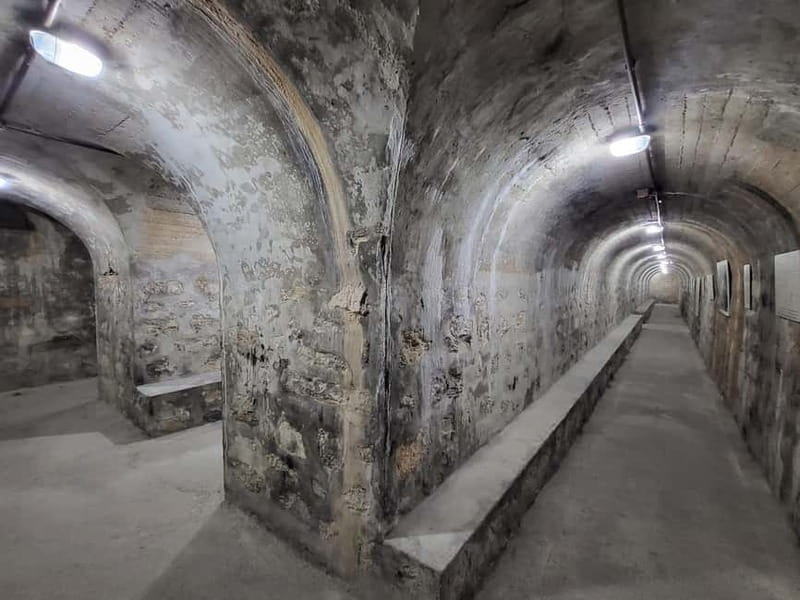 Guided visit to the San Lorenzo Arch, Air Raid Shelter and Mudejar Hall - Who Should Consider This Tour?