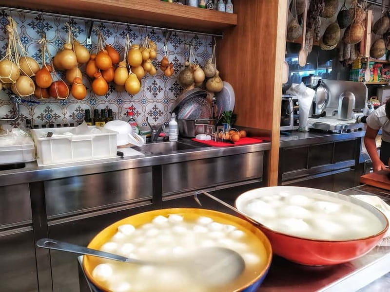 Guided Walking Tour of Sorrento with Limoncello Tasting - Key points / Takeaways