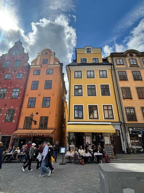 Guided Walking Tour of Stockholm's Gamla Stan - Prästgatan and Hidden Courtyards