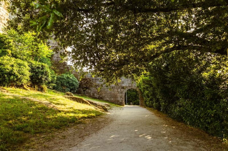 Guimarães: Highlights and Hidden Gems Walking Tour - Discover Guimarães: A Walk Through Portugal’s Birthplace