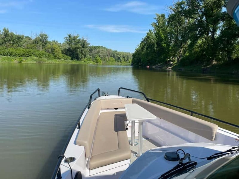 Gyr: 2-Hour Private Boat Sightseeing Tour - FAQ