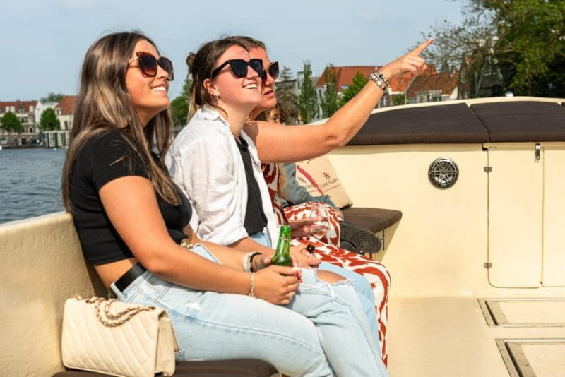 Haarlem: Guided Highlights Canal Cruise on Open Boat - Key points / Takeaways