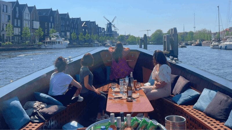 Haarlem: Sightseeing Boat Tour with Snacks and Drinks - Who Will Love This Experience?