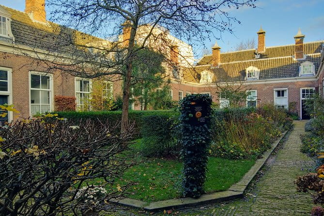 Haarlem Walking Tour. Unknown and Surprising - FAQ