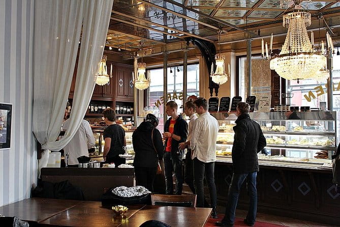 Haga Sightseeing Tour - Exploring Gothenburg’s Charms: The Haga Sightseeing Journey