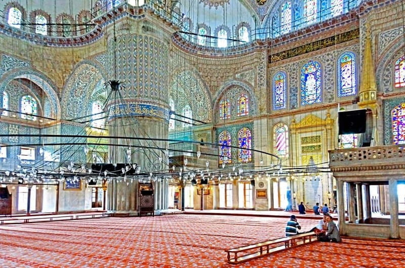 Hagia Sophia, Bosphorus cruise Blue Mosque, Small Group tour - Logistics, Value, and Who It’s Best For