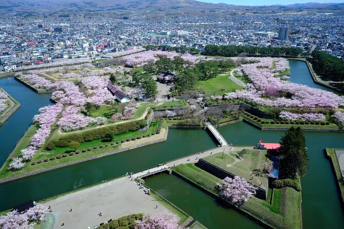 Hakodate Food and Exploration Tour With Private Guide - Meeting and Pickup Information