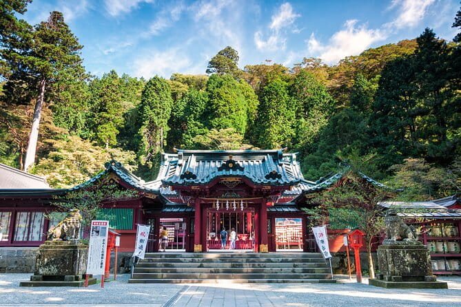 Hakone Private Two Day Tour From Tokyo With Overnight Stay in Ryokan - Meeting and Pickup Information