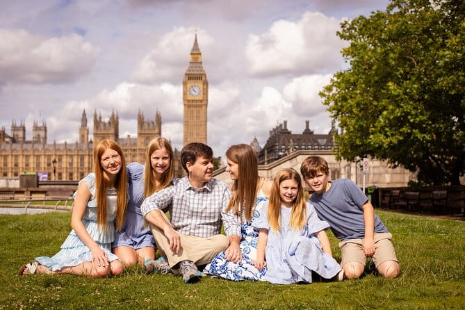 Half a day Private photography tour with all of the landmarks - FAQs