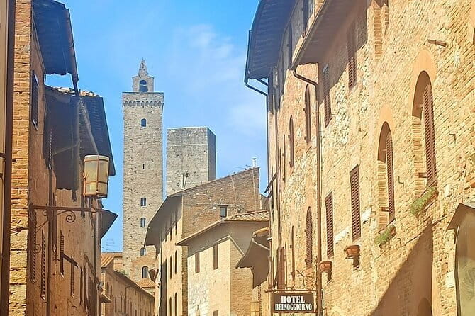 HALF-DAY: Chianti Classic Tour with Wine Experience & visit of San Gimignano - Visiting Cantine Guidi: A Family-Run Gem