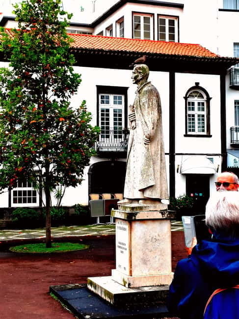 Half Day City Tour in Beautiful Ponta Delgada DE/EN/PT - Discovering Ponta Delgada: A Walk Through the Heart of the City