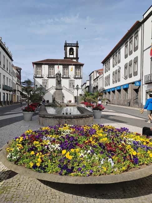 Half Day City Tour in Beautiful Ponta Delgada DE/EN/PT - Who This Tour Is Perfect For
