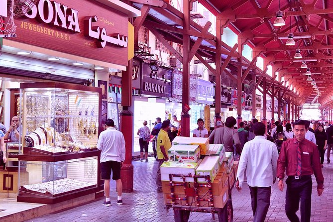 Half-Day Dubai City Tour With Blue Mosque, Creek, Souks & Abra - Dubais History and Growth