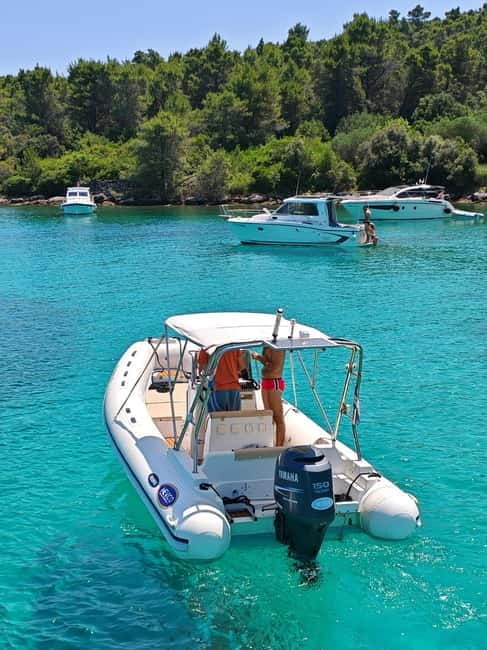 half day group speedboat tour of the islands around Zadar - Price and logistics