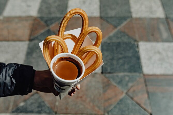 Half-Day Guided Tour of Madrid - Iconic Squares and Historic Dining: Plaza Mayor and the Oldest Restaurant