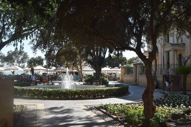 Half Day Guided Walking Tour in Valletta - Logistics and Practical Tips