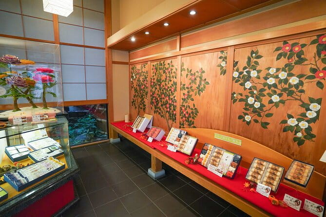 Half-Day Himeji Castle Town Bike Tour With Lunch - Health and Accessibility Information