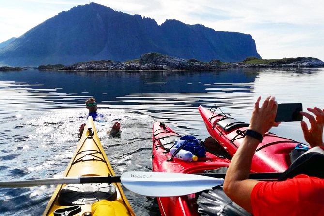 Half Day Kayak - Northern Explores AS - Professional Guide and Commentary