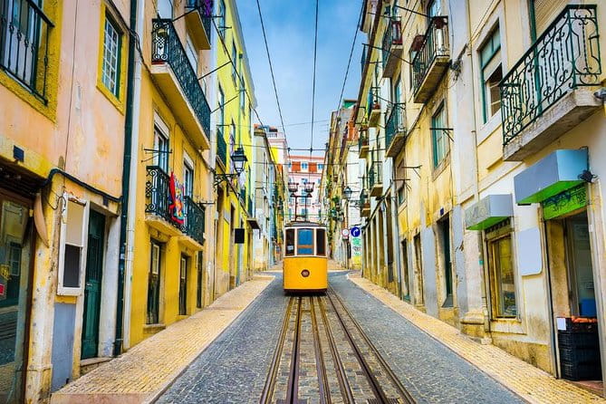 Half Day Lisbon - Private Tour of the City Charms - FAQs