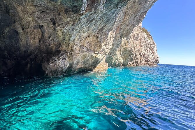 Half-day private boat tour of Capri - FAQ