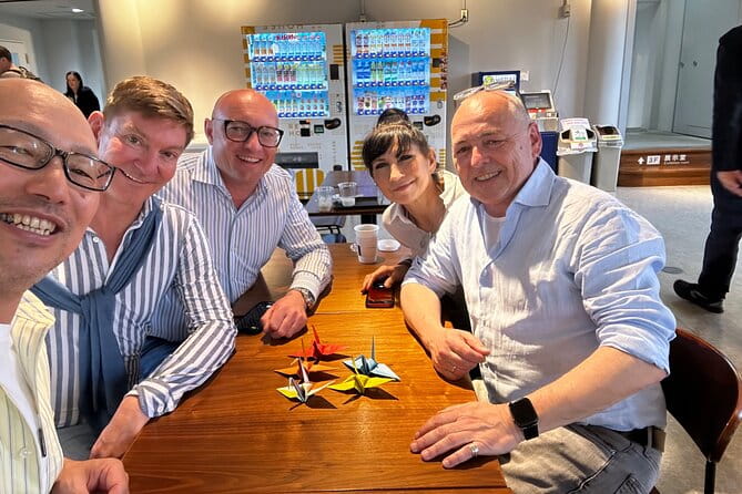 Half Day Private Guided Walking Tour in Hiroshima City - Guide Experience and Communication