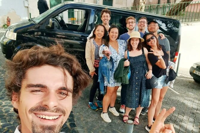 Half day Private Tour 4h Historical Lisbon Center w/ Tasting - The Panoramic Views and Local Secrets