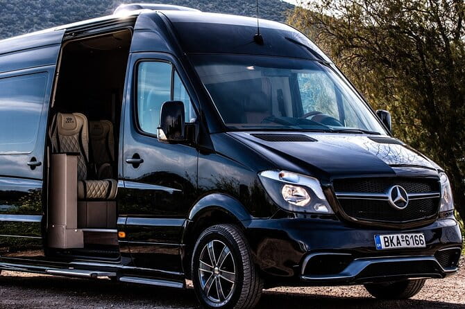 Half day tour in Athens - Tempio di Zeus Olimpio: The Megasaurus of Temples