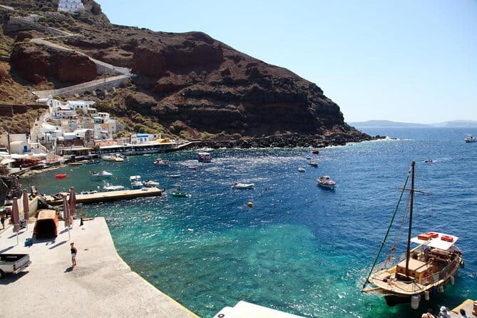 Half-Day Traditional Santorini Tour - Exploring Santorini in a Nutshell: What the Tour Offers