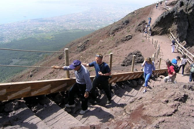 Half-Day Trip to Mt. Vesuvius From Naples - Hiking Difficulty and Conditions