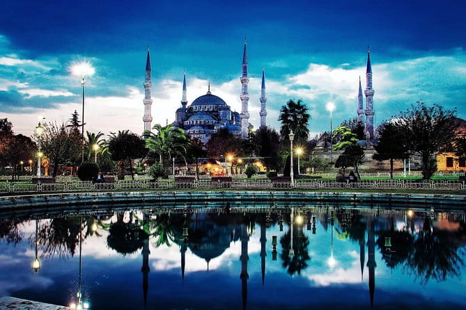Half Day Walking Tour of Old City Istanbul - The Tour in Detail: What to Expect
