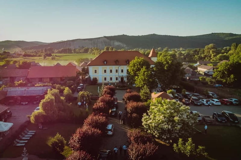 Haller Castle: Romantic Getaway with Dinner - Who This Experience Fits Best
