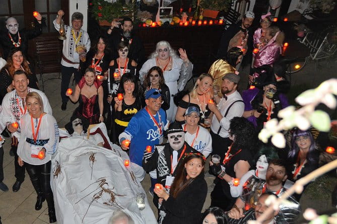 Halloween tour with 2 Halloween parties one at Bran Castle - FAQ