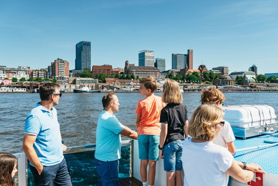 Hamburg: 1.5-Hour Harbor and Speicherstadt Day Cruise - Admiring Landmarks and Views