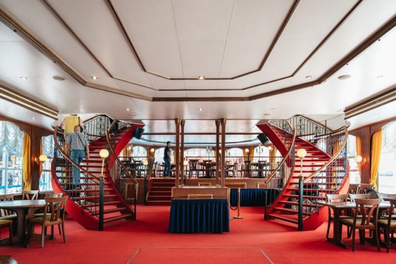 Hamburg: 1-Hour Harbor Sightseeing Cruise with HafenCity - Key points / Takeaways