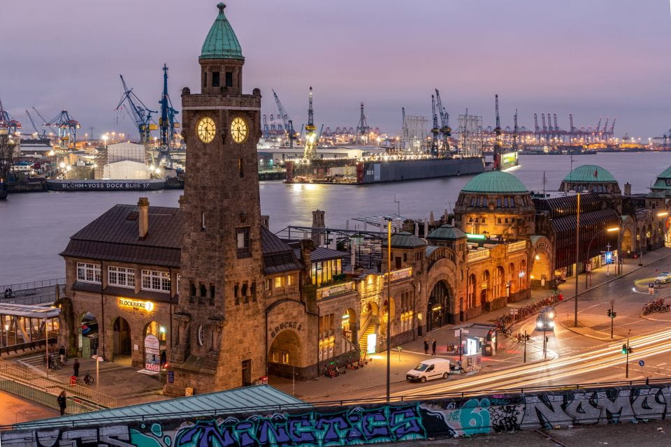Hamburg: Escape Tour - Self-Guided Citygame - Booking Options and Flexibility