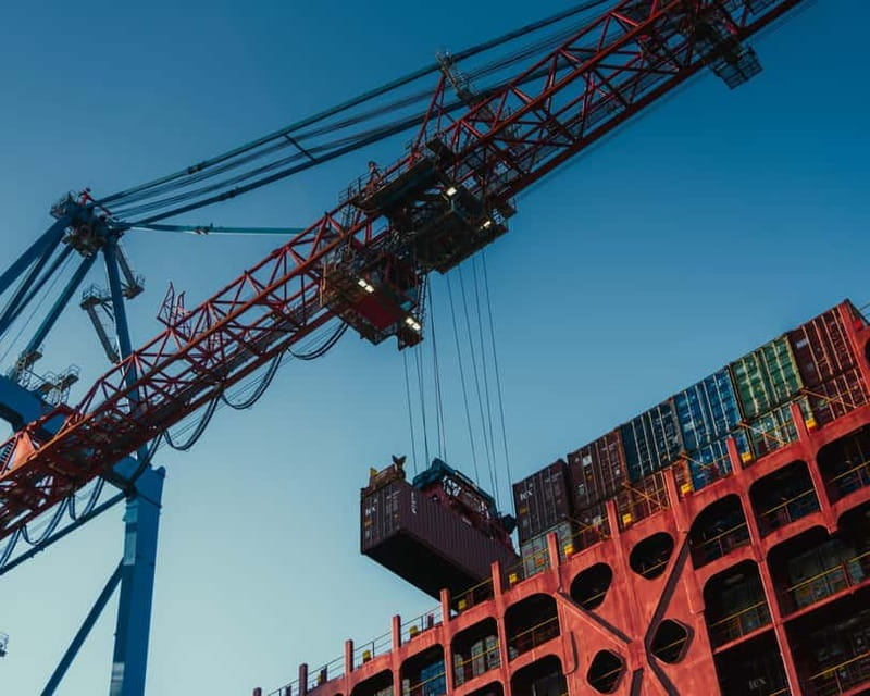 Hamburg: Grand harbor tour, 1 hour - What Makes This Harbor Tour Stand Out?