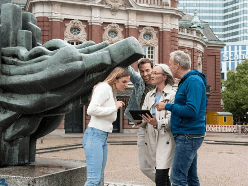 Hamburg Landungsbrücken: Outdoor Escape Game - Exploring Hamburg’s Landungsbrücken with a Puzzle Twist